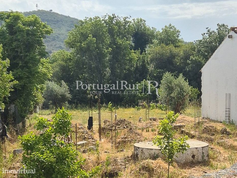 Lote para construção com projeto aprovado em Portalegre