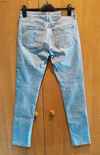 Jasne jeansy proste nogawki r.28 (S/M)