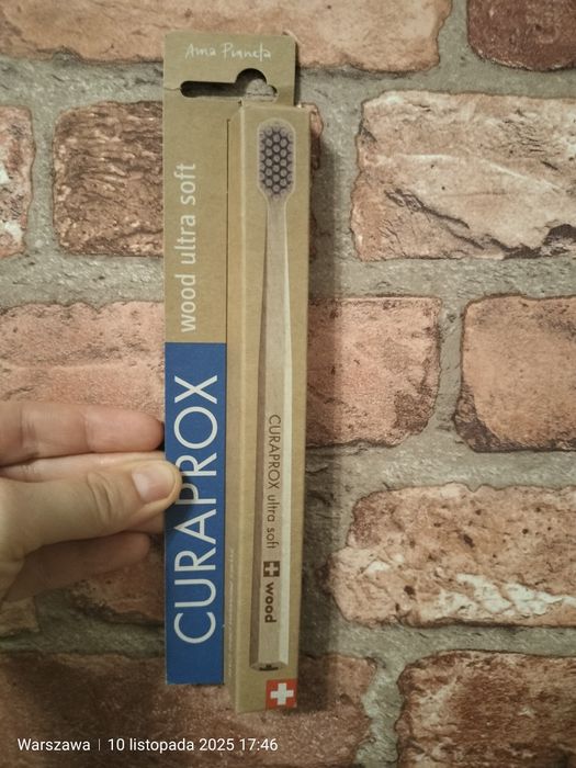 Curaprox szczoteczka do zębów drewniana