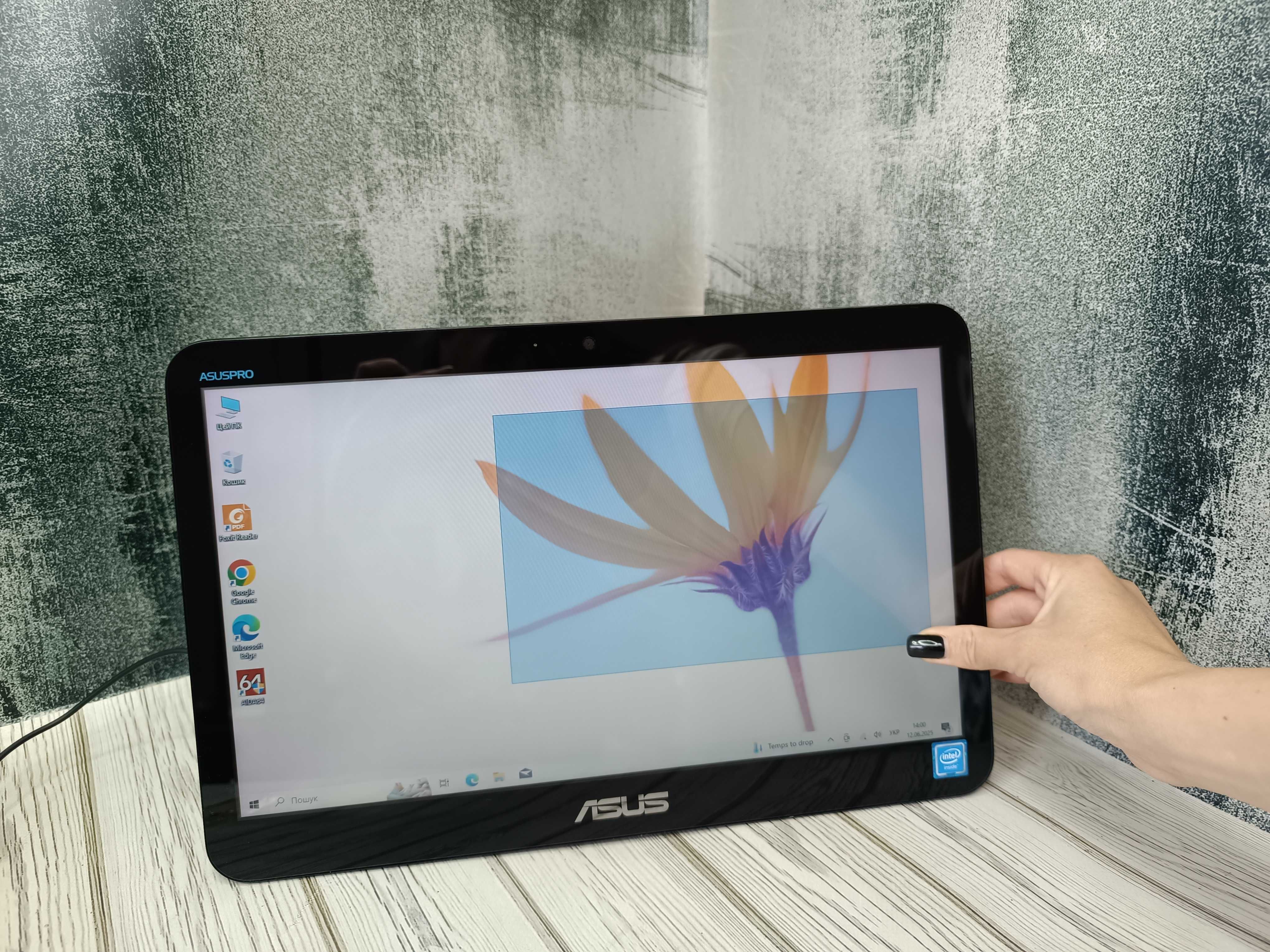 Моноблок Asus A4110 | Сенсорний HD|Celeron N3150|4 GB|SSD 128|COM-порт