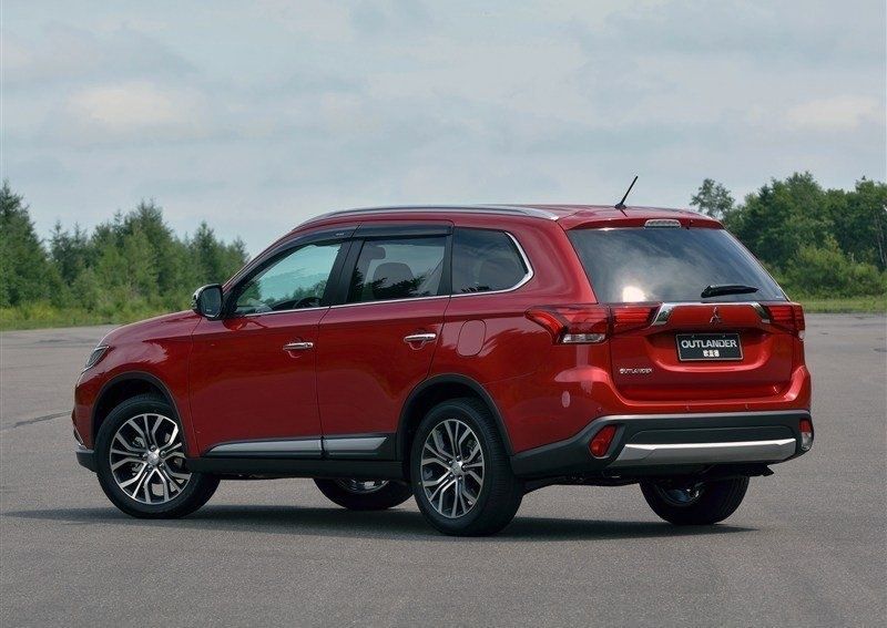 Розборка Mitsubishi Outlander 3 phev бензин дизель запчастини 2015">