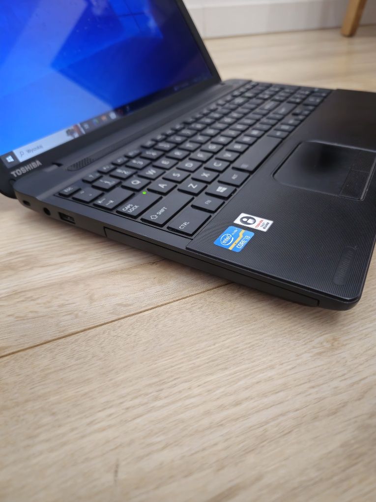 Laptop Toshiba C50 i3 win10 Pro,dysk SSD