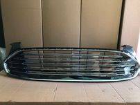 Решетка радиатора Ford Fusion фьюжн MK5 2013 2014 2015 2016