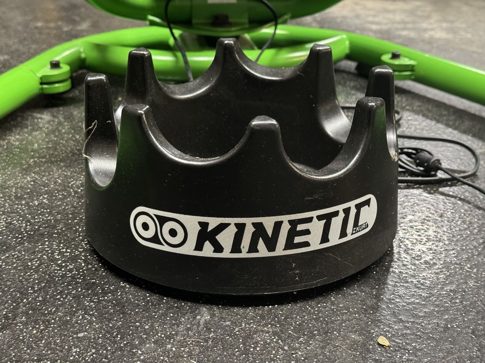 Trenażer Kinetic Rock and Roll plus Smart Control Power Unit