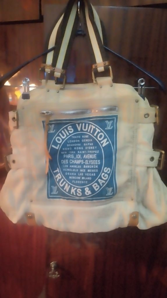 Эксклюзивная коллекционная сумка Луи Витон
