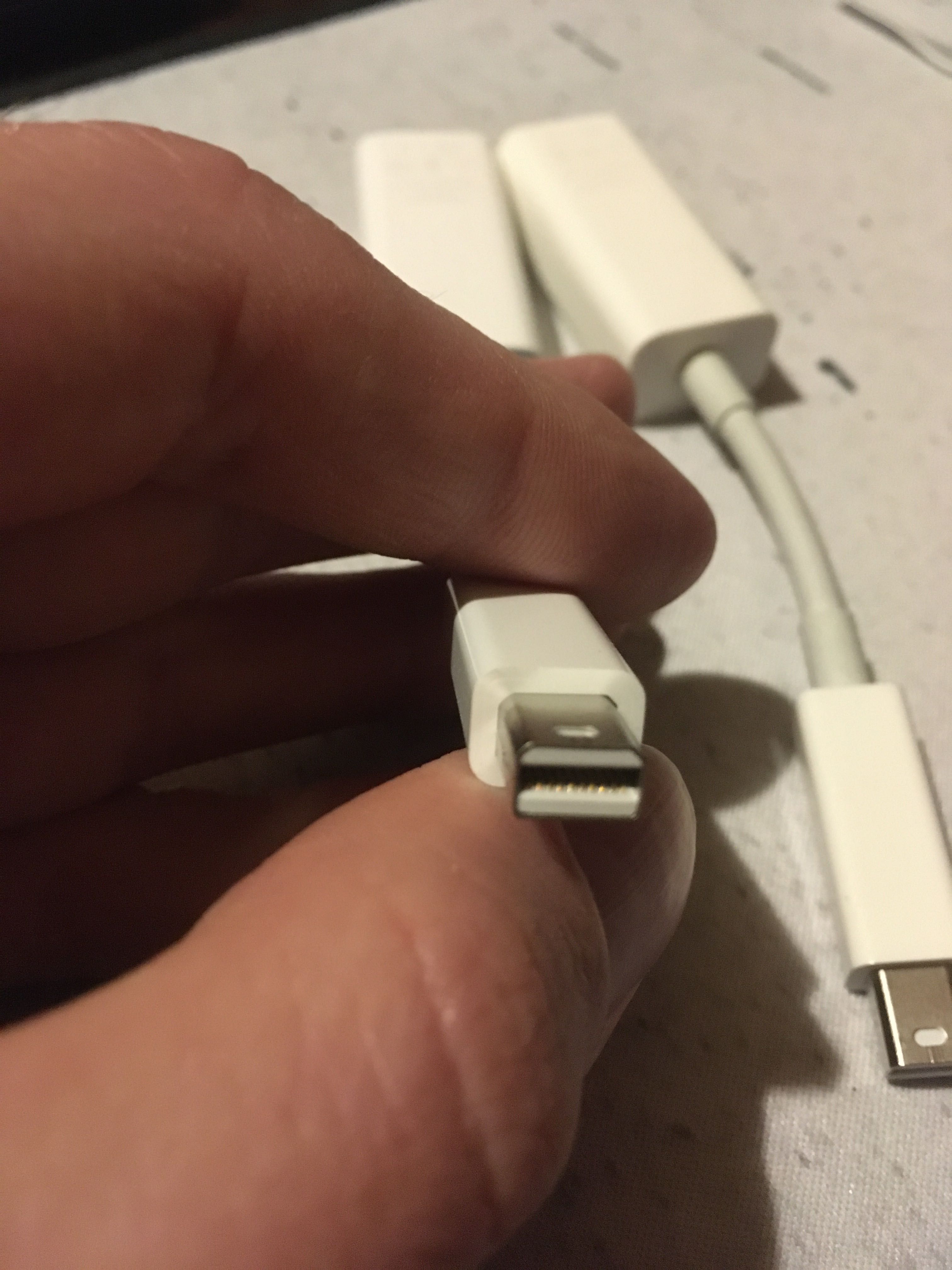 Адаптер Apple Thunderbolt 2 to Ethernet (інтернет кабель)