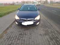 Opel Astra J  1.7 cdti Sports Tourer grzane fotele kierownica