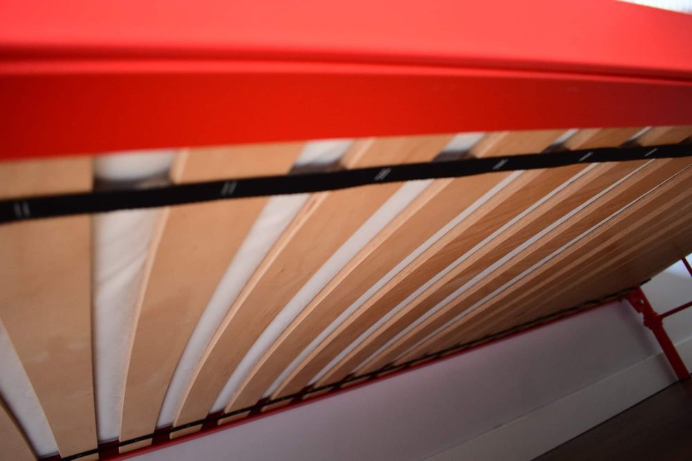 Łóżko metalowe industrial