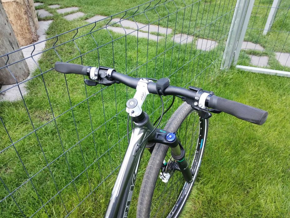 Rower TREK Cali SL koła 29 ROCKSHOX Shimano Deore Alivio Hydrualik Sky