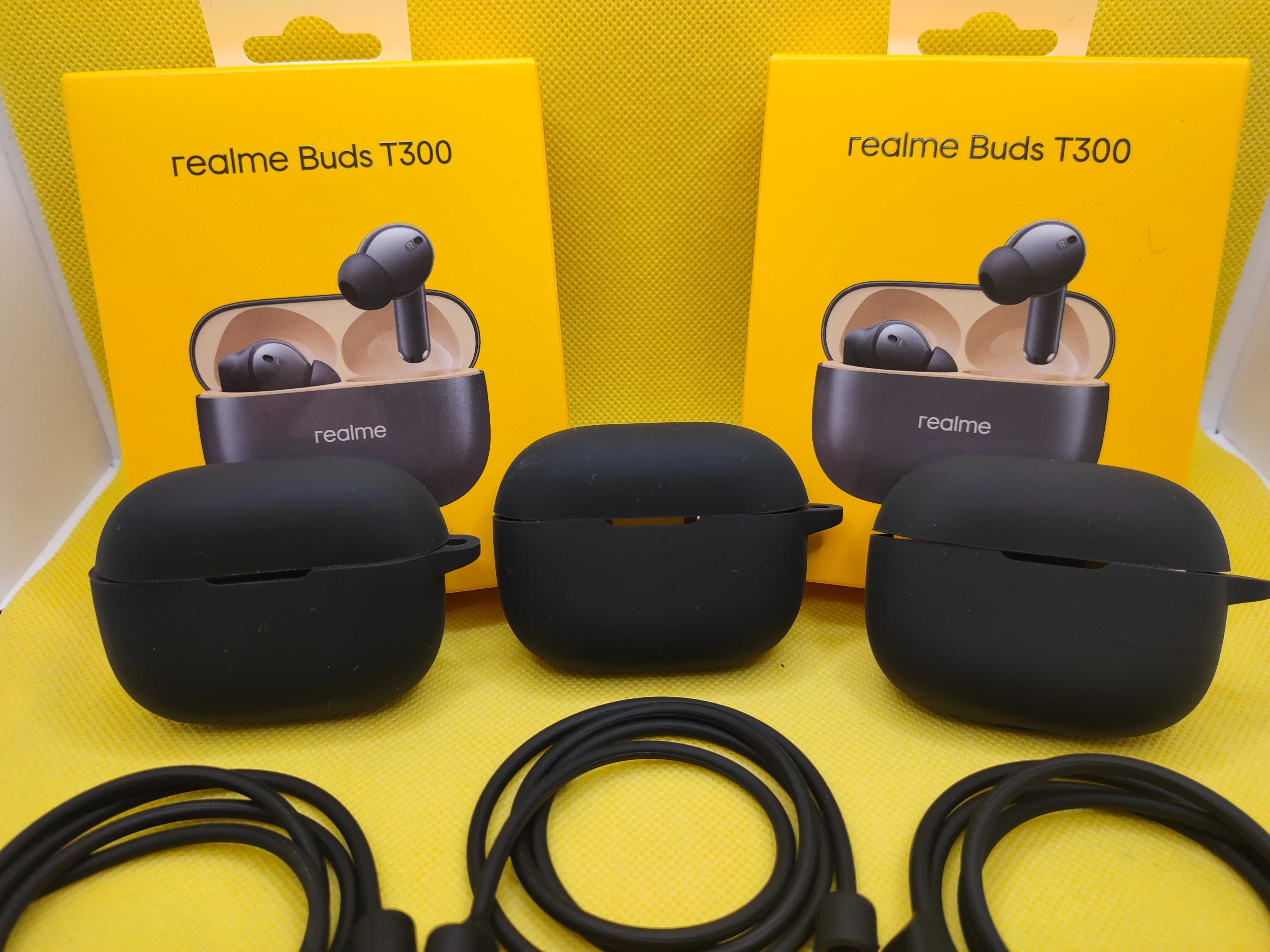 Чехол силиконовый на наушники Realme Buds T300 + шнурок + карабин!