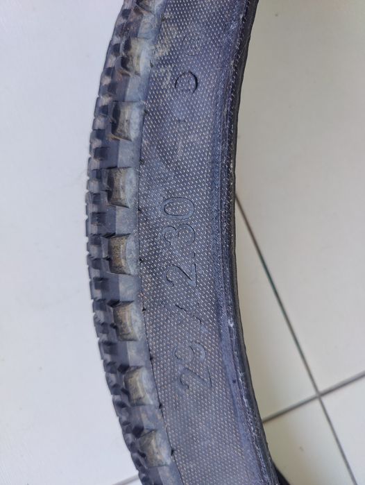 Conjunto pneus tubeless 29 Hutchinson