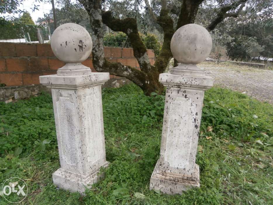 Colunas em Pedra (maciça )