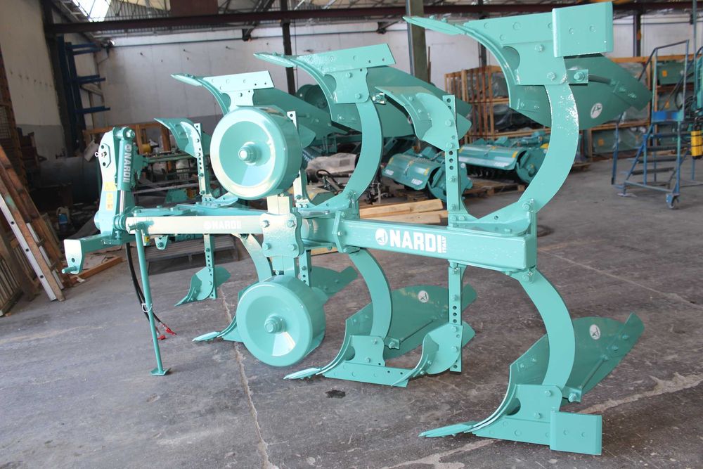 Pług zagonowy obrotowy