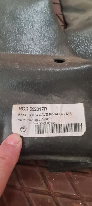 Resguardos cava rodas frente D21