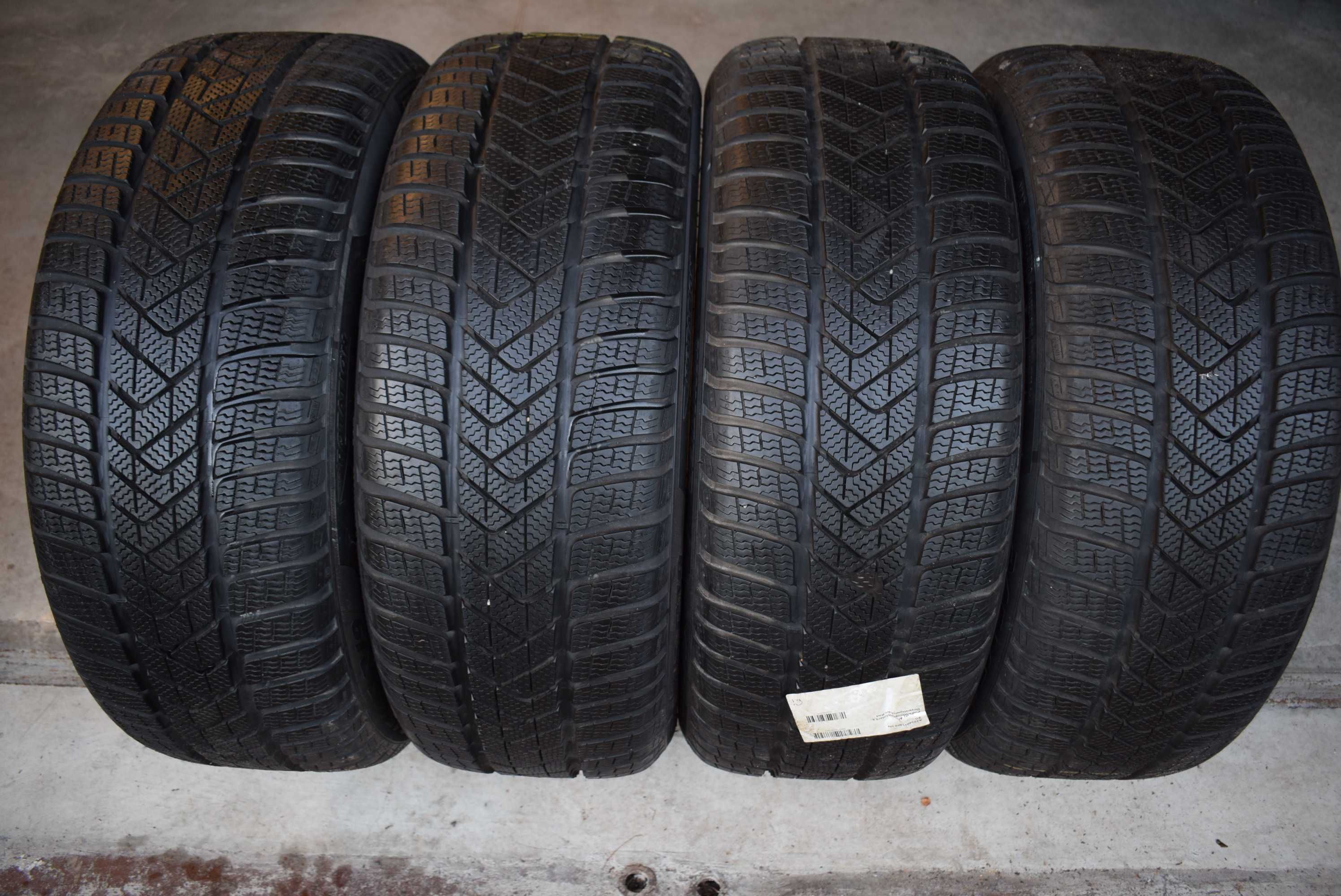 245/45R19 102V pirelli J.NOWE MOE runflat komplet