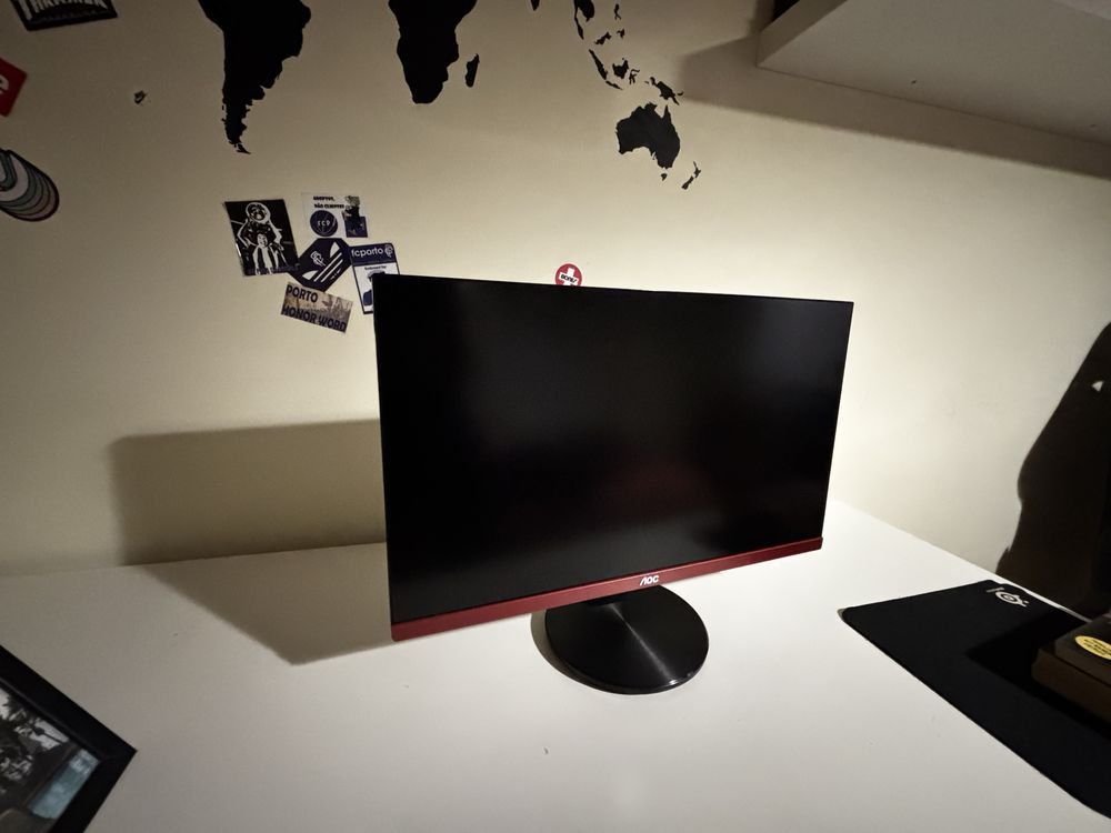 Ecra gaming aoc