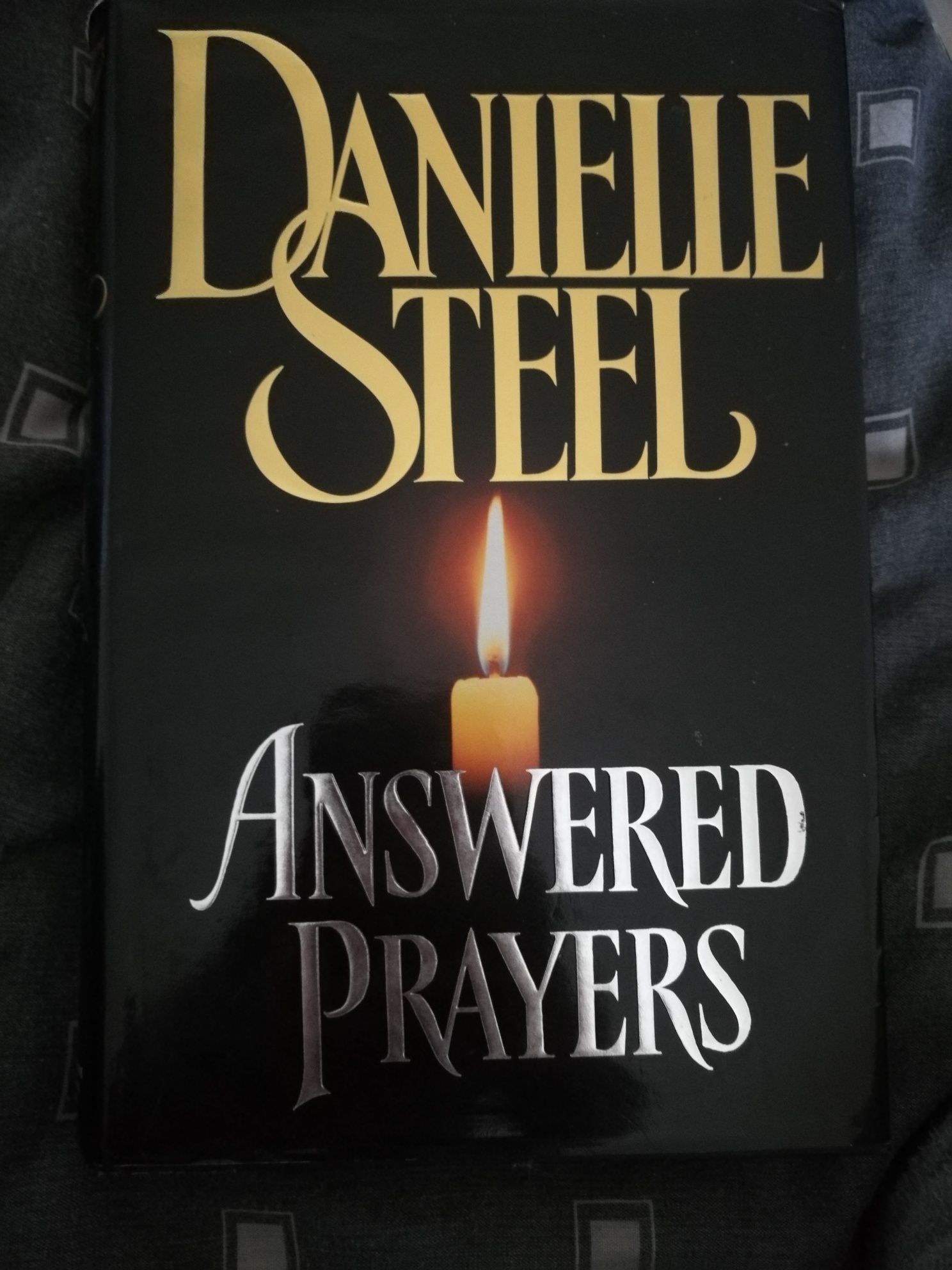 Danielle Steel Answered Prayers. Ksiazka w jezyku angielskim