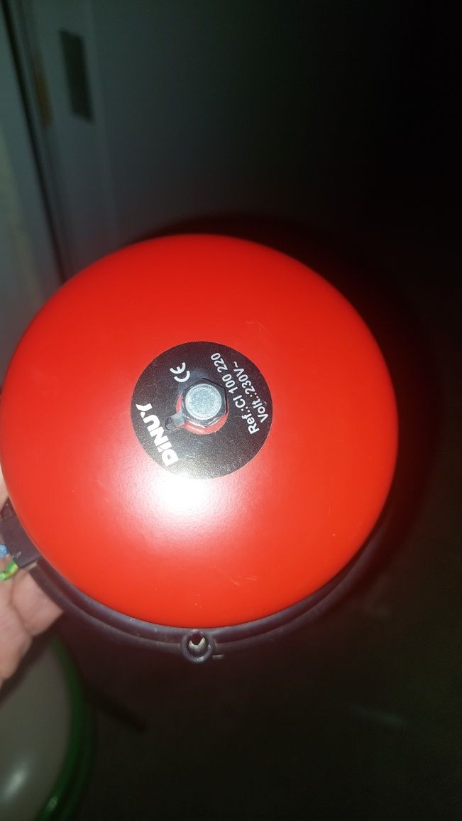 Campainha Industrial Dinuy com ligação e interruptor,  em Évora