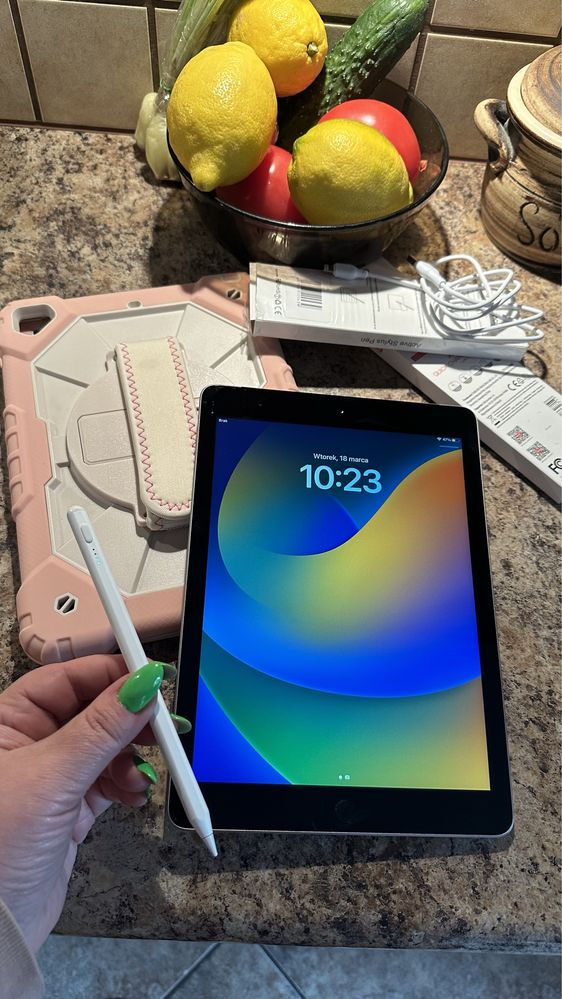 Tablet iPad Apple Retina - TOUCH ID - PROCREATE