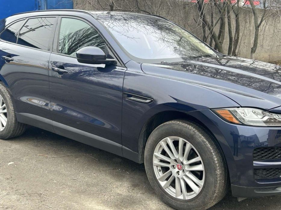 Продам автомобіль Jagyar F-Pace