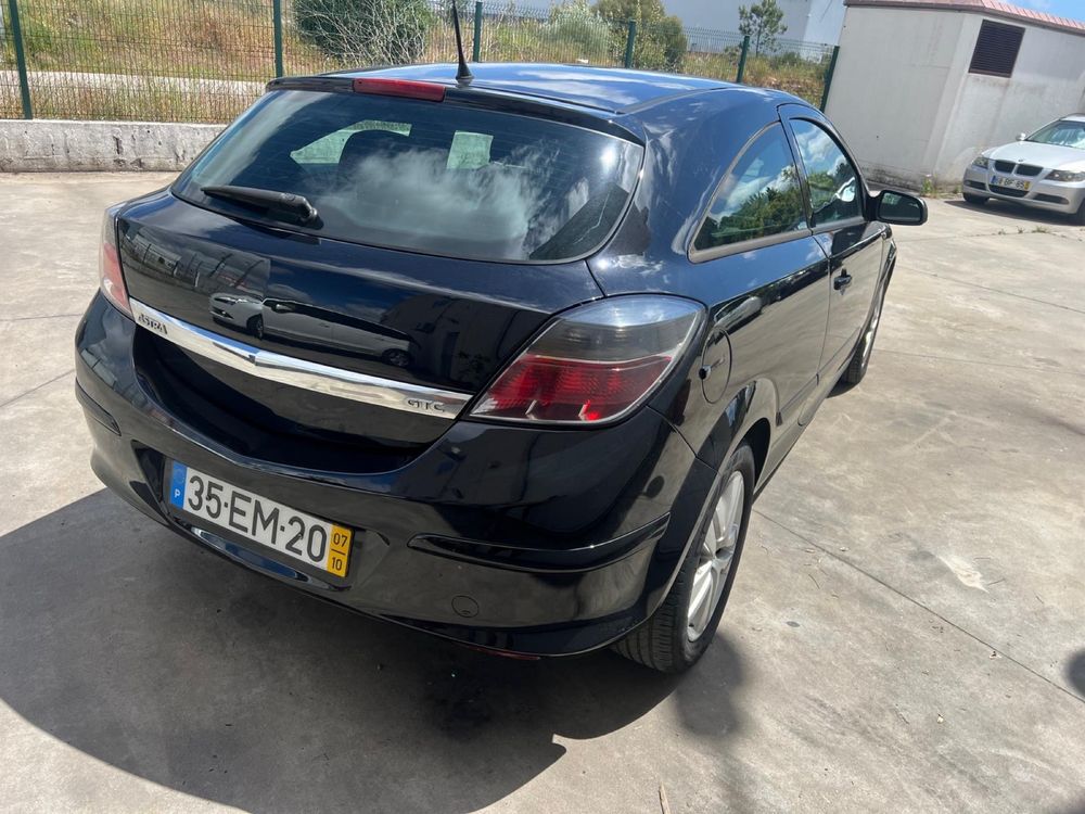 Opel Astra GTC cdti(diesel)Nacional 5lugares km reais, comprovados ipo