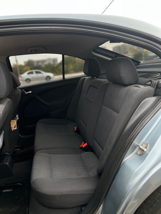 Продам машину SKODA OCTAVIA