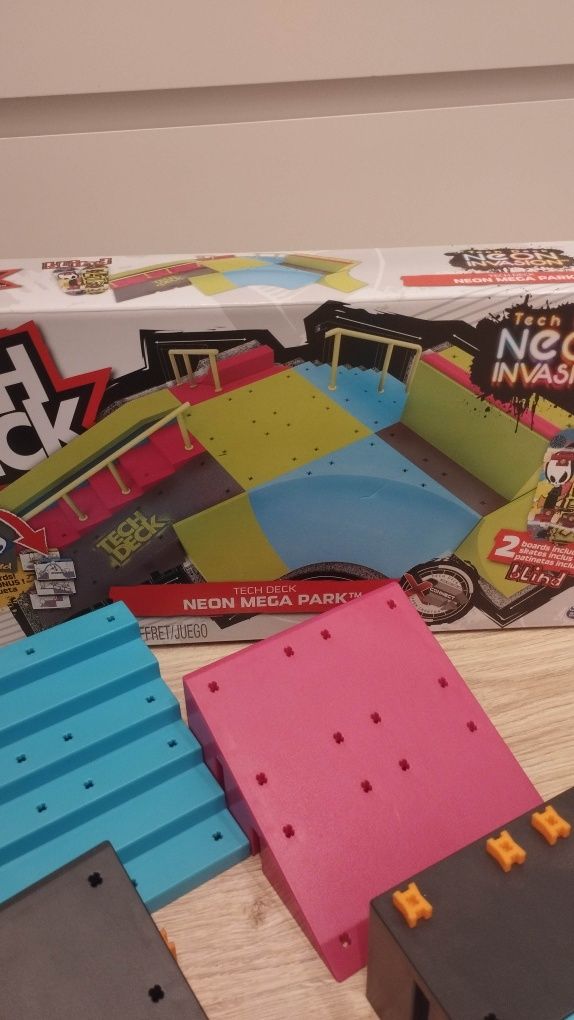 Tech deck zestaw skatepark dwie deskorolki
