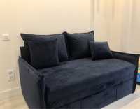 Темно-синій диван