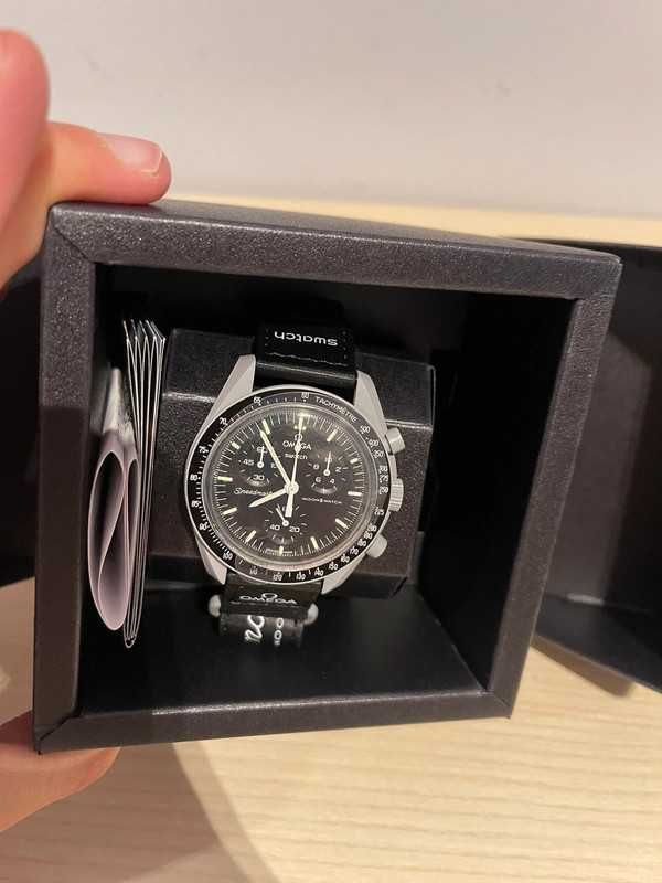 Omega x Swatch SO33M100 Księżyc – Nowoczesny Zegarek z Datownikiem