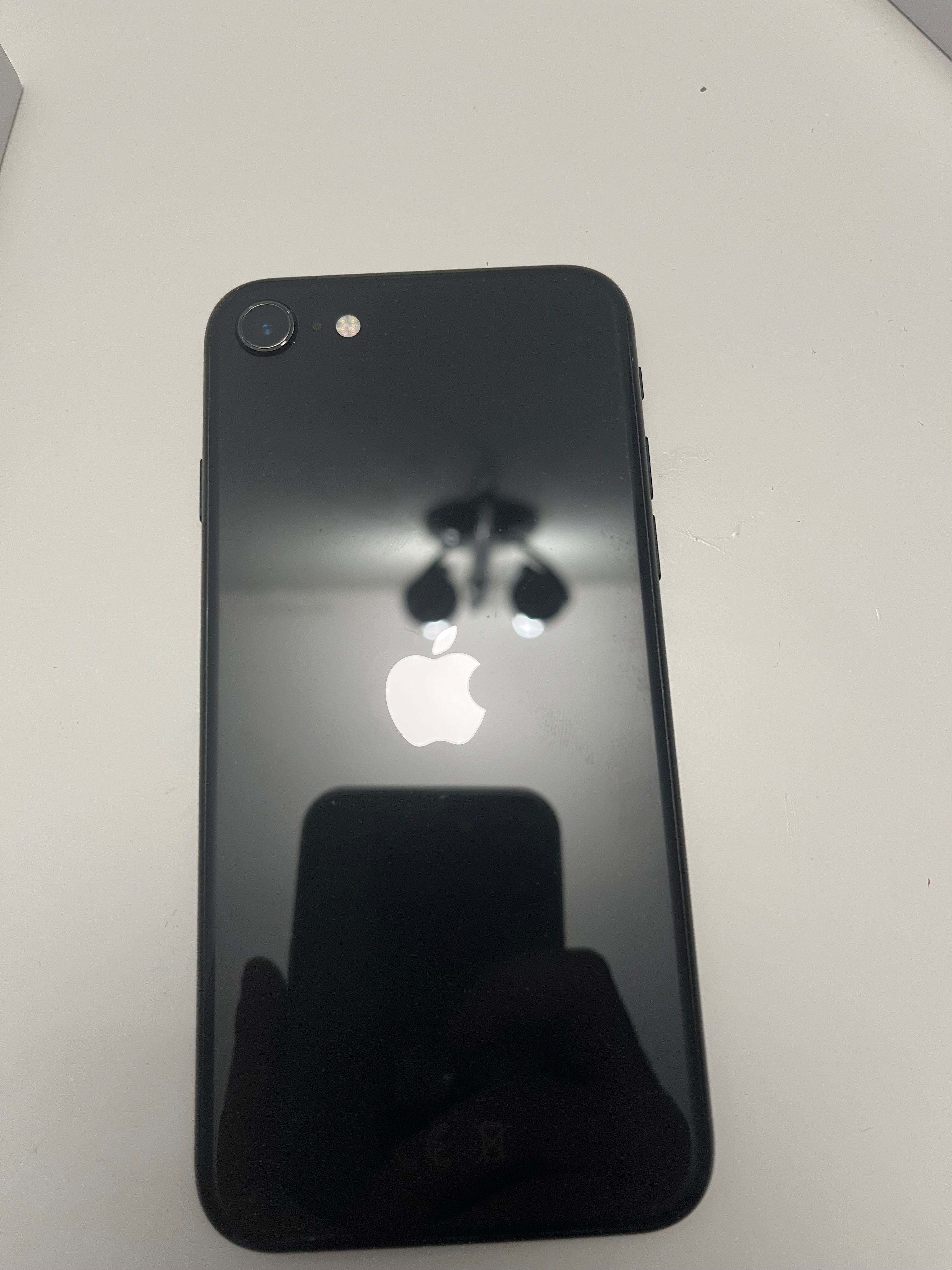 IPhone se 2020 64gb Stan Wizualny Idealny