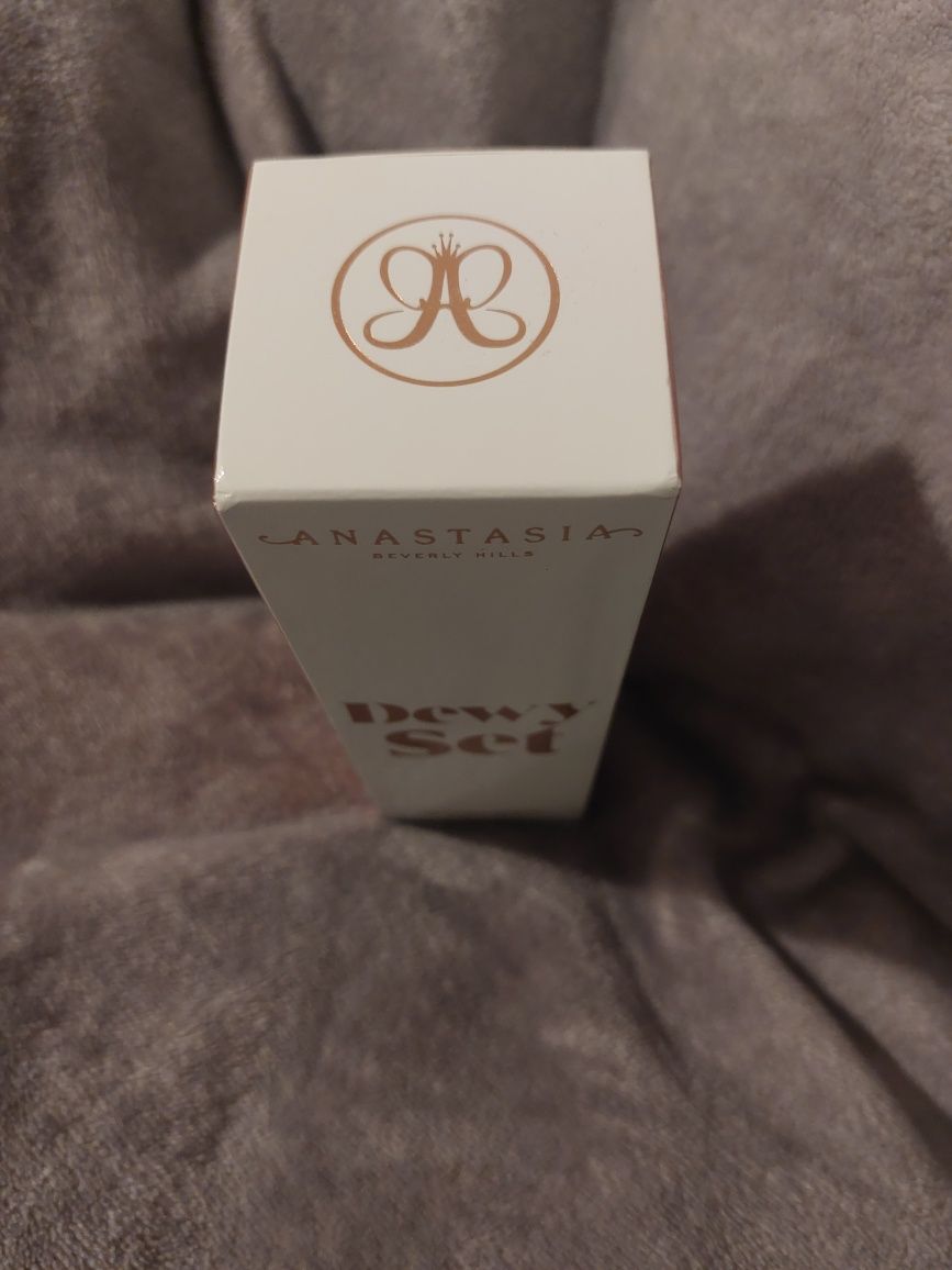 Mgiełka Anastasia beverly hills