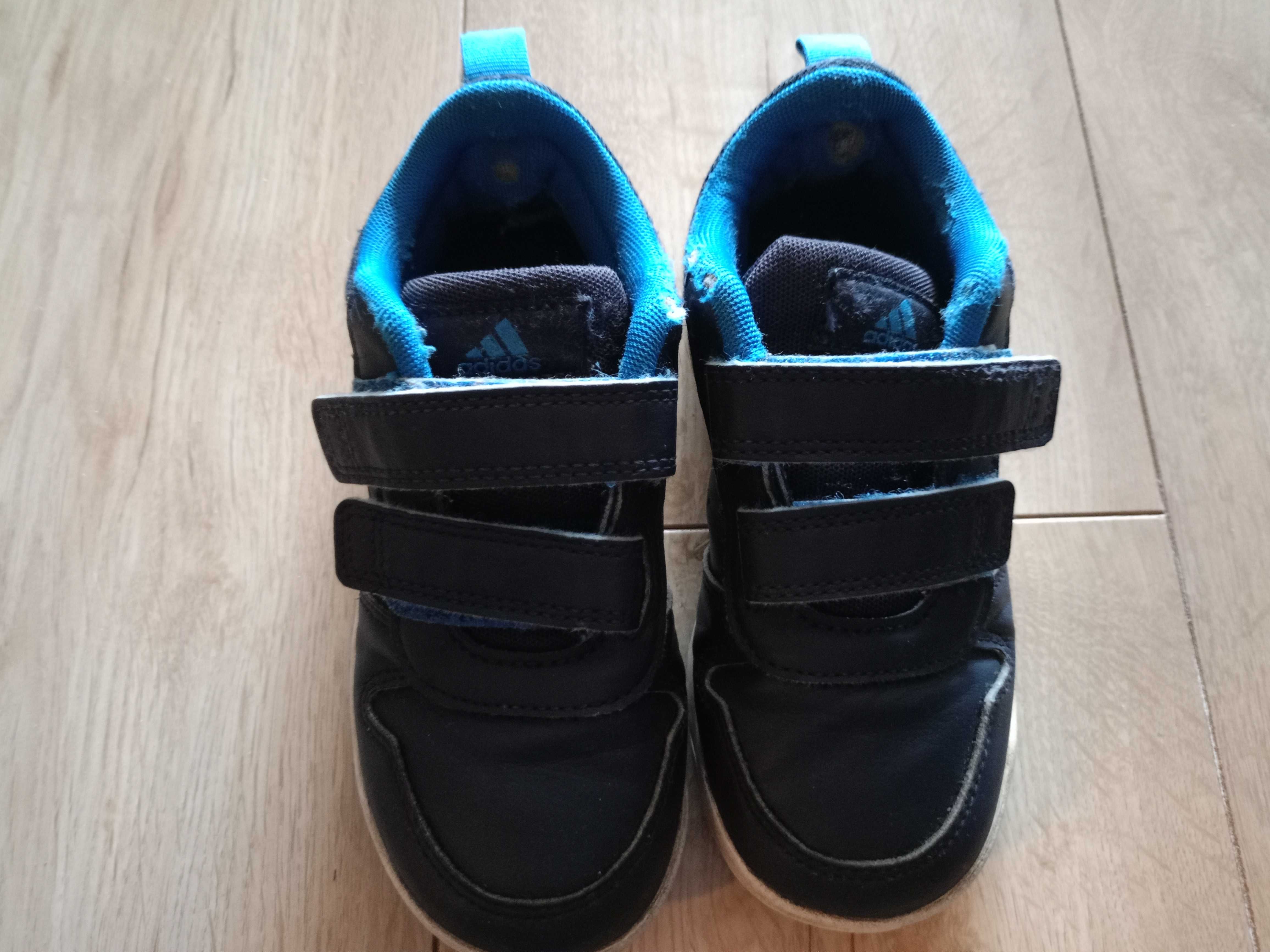 Buty Adidas chłopięce 28