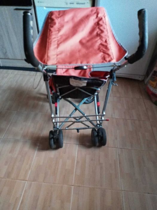 Carrinho de bebe em ótimo estado