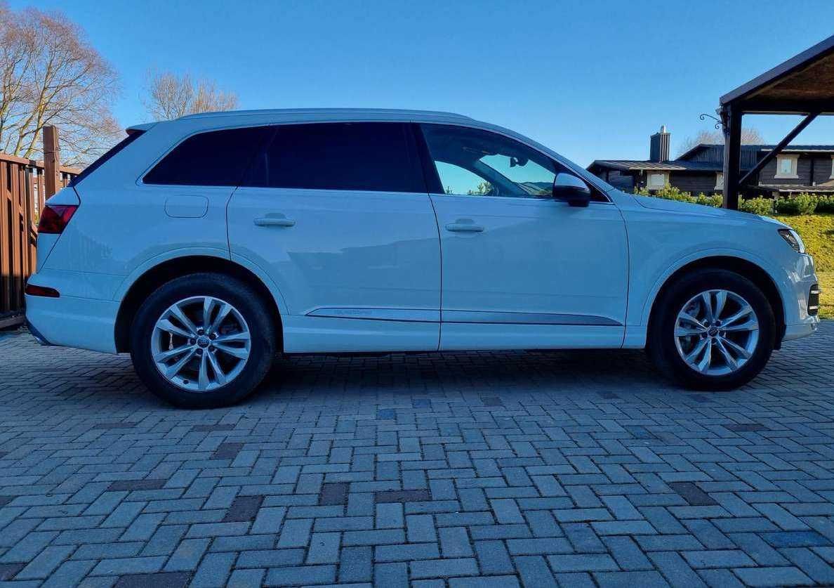 Audi Q7 2019 3.0 літра