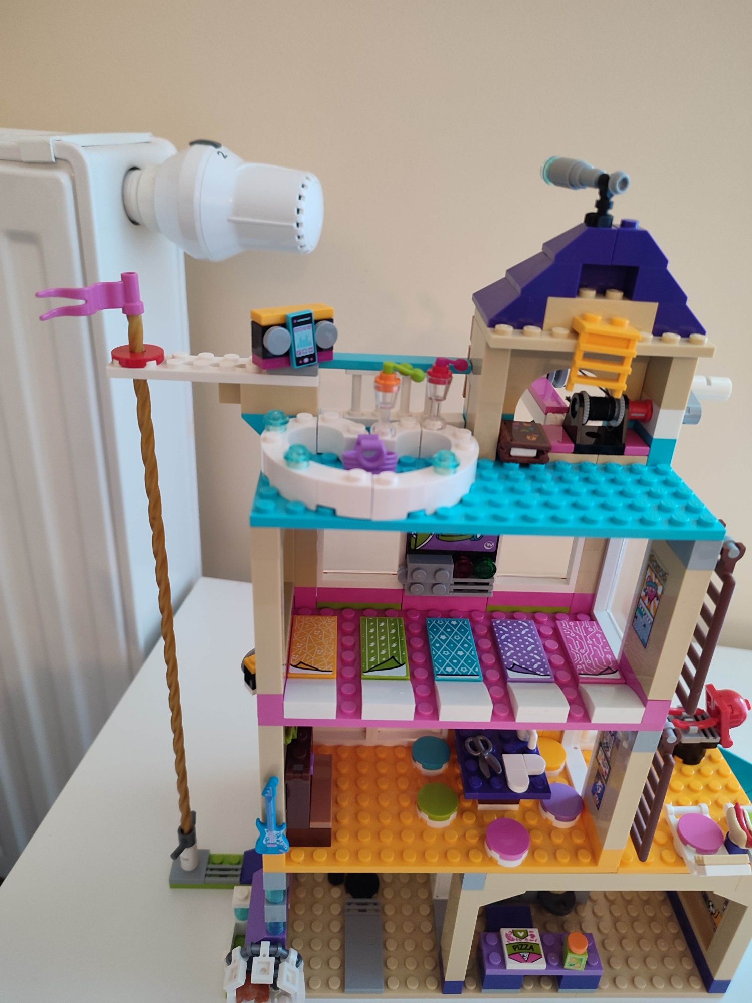 Klocki LEGO friends 41340 dom przyjaźni