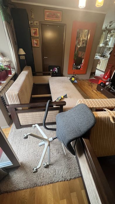 Хімчистка меблів і автосалону. Київ. Диван, матрац. Сушка з виїздом