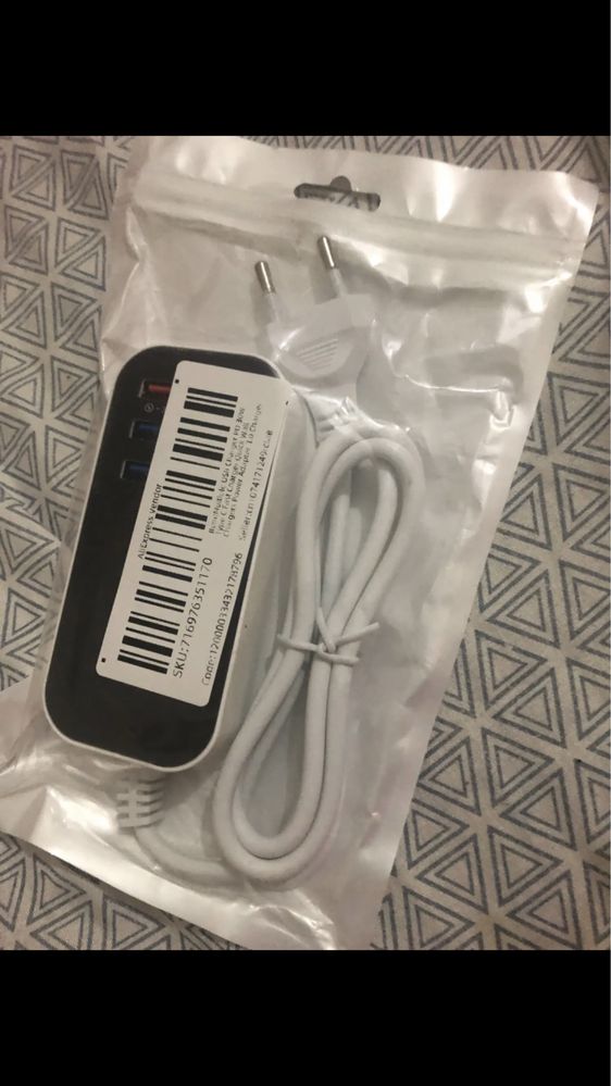 Ładowarka z wieloma ładowarkami USB PD 30W