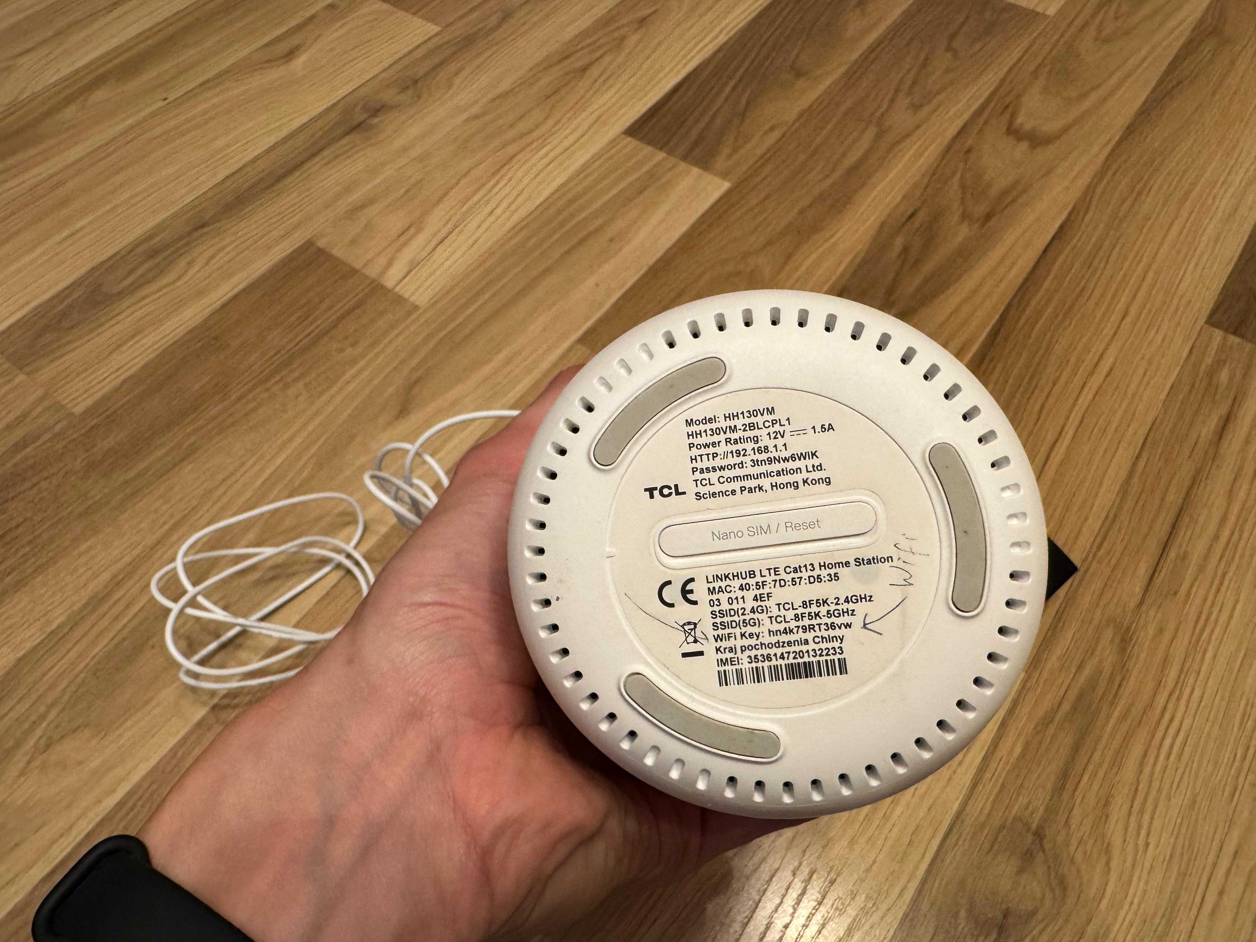 Router TCL internet modem 600Mbps SIM 5Gh+ dodatkowa antena LTE 4G