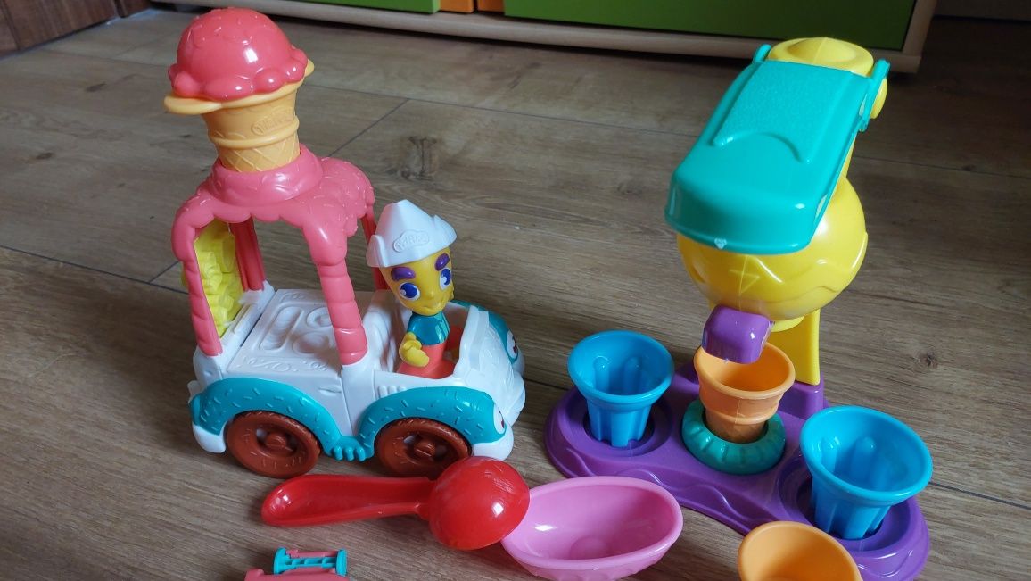 Play-Doh lodziarnia ciastolina