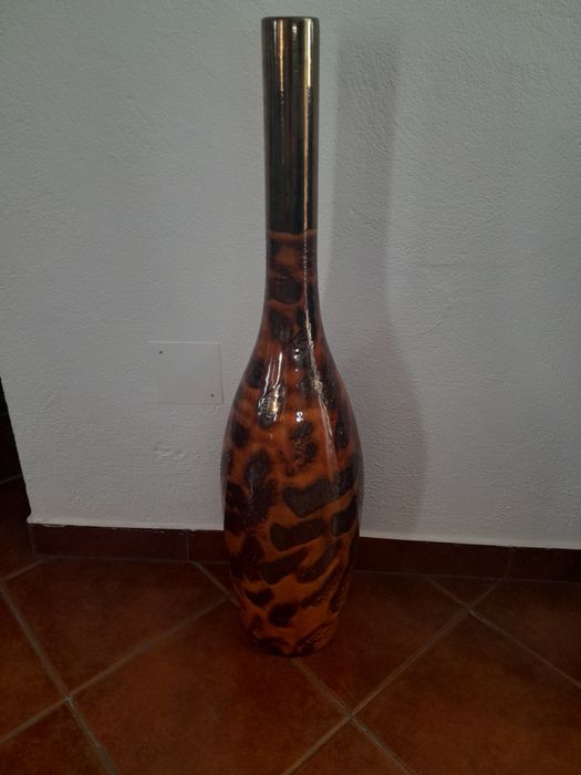 Vaso em cerâmica decorativo