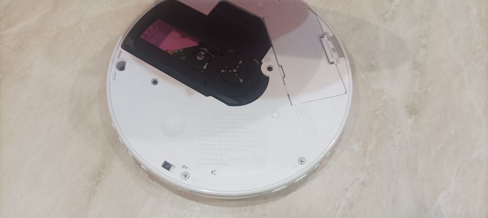 Sony Walkman D-EJ011