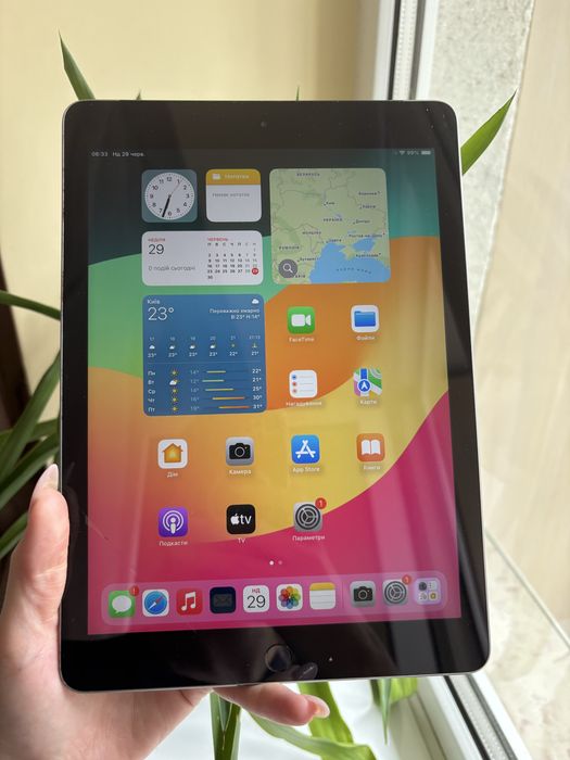 Планшет Apple iPad 9.7" (6th Gen)(32 GB) Wi-Fi+ LTE