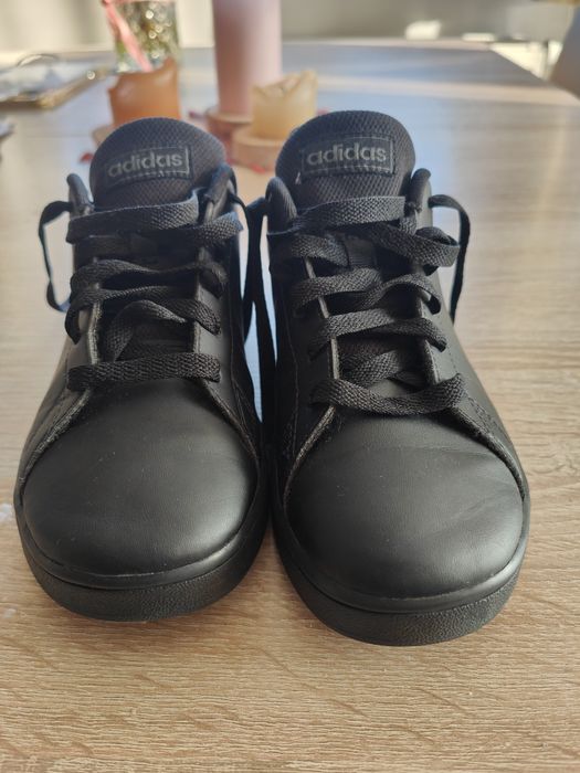 Buty Adidas Advantage Black Junior rozmiar 36 - raz ubrane. Stan jak n