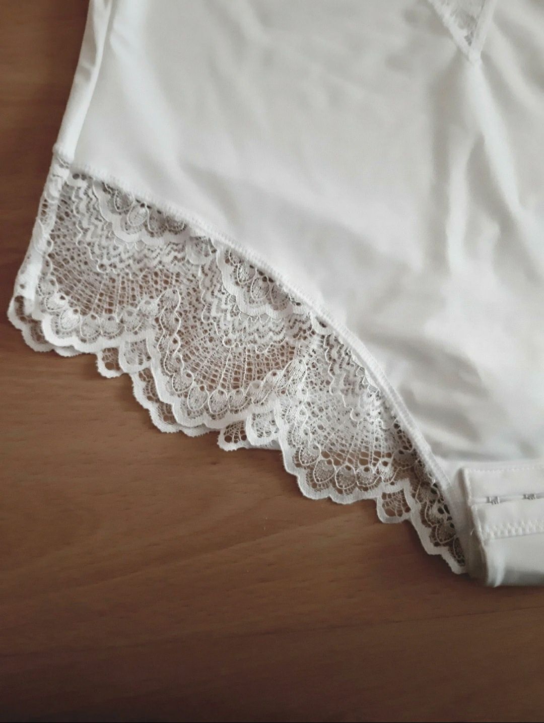 Body redutor renda branco NOVO M