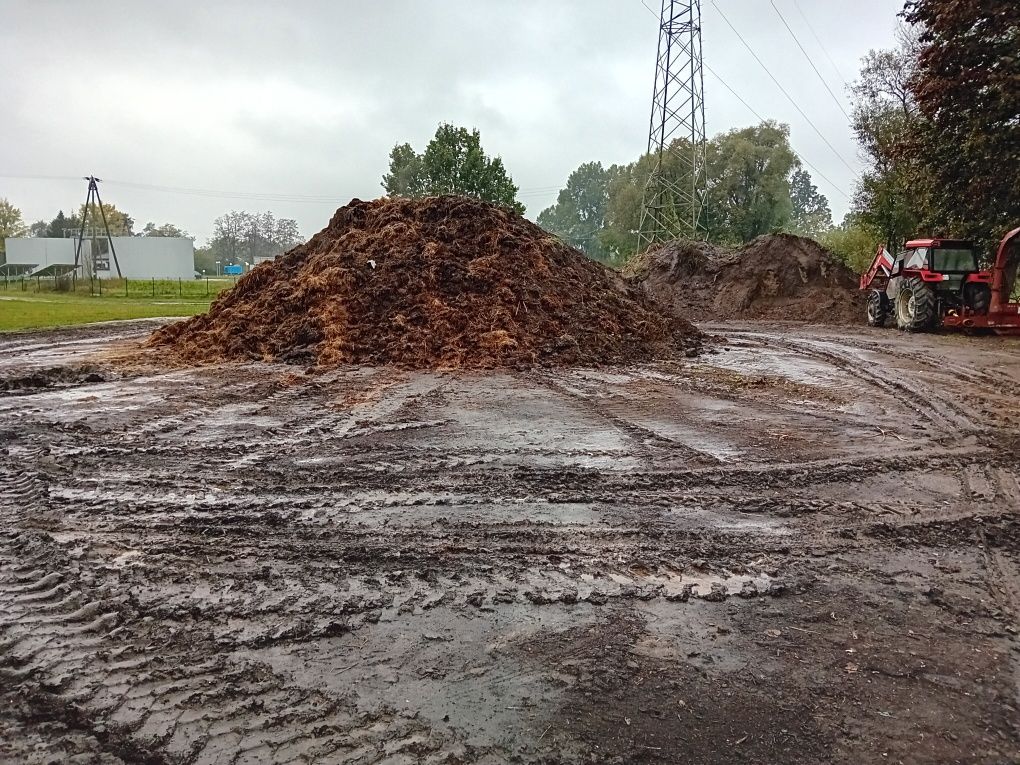 Ziemia ogrodowa kompost humus obornik