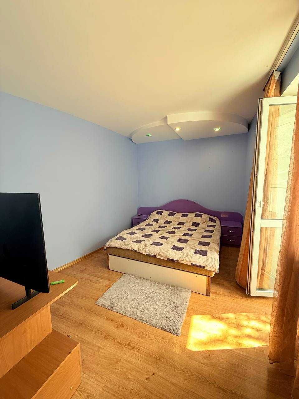 Продаж 3 кім,квартири,вул.Стрийська (кухня-вітальня), 2-й пов.,65м.кв.