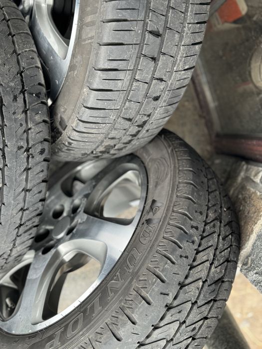 Комплект  литые диски r17 5/114.3 Renаult Trafik с резиной