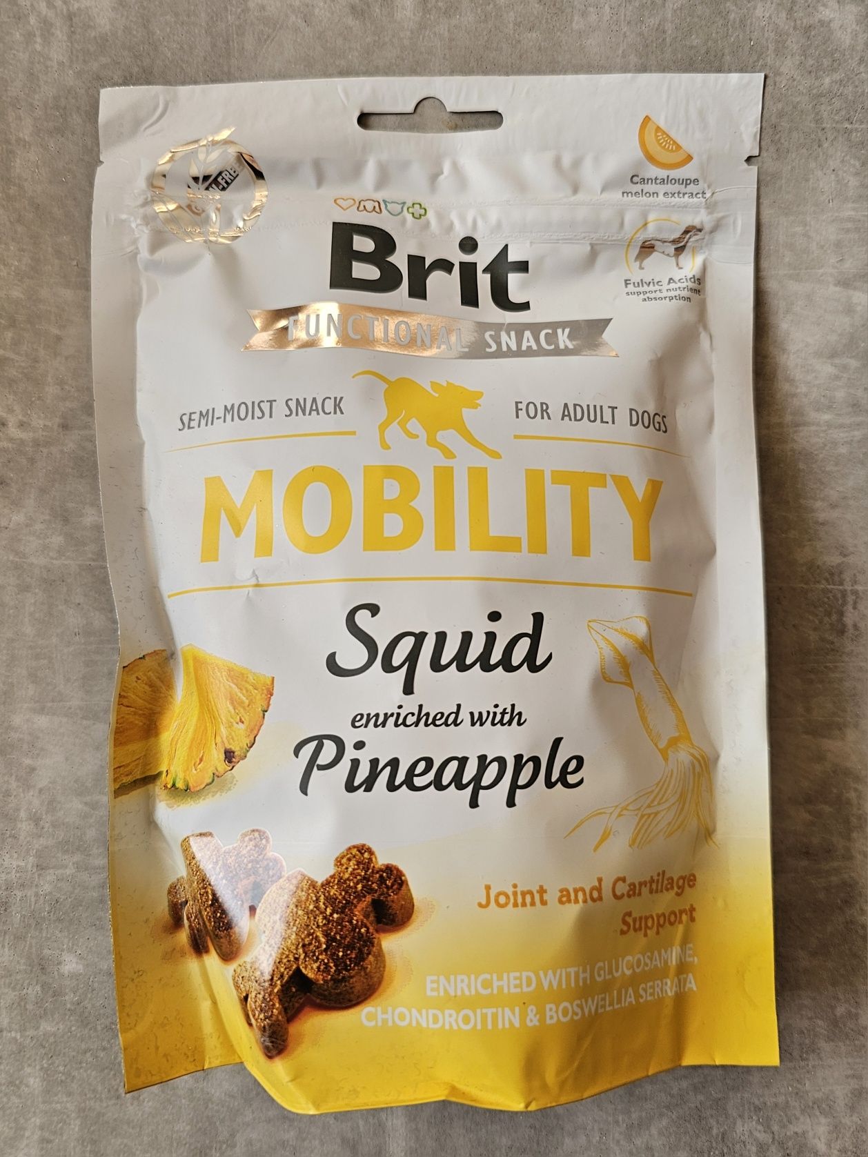 Brit care dog functional snack mobility squid 150 g kalmar dla psów