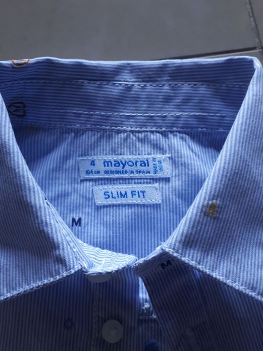 Camisa azul de menino T 4 anos