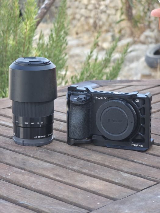 Sony a6500 + Lente 55-210 , Cage, 5 baterias
